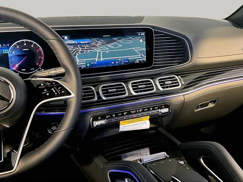 New 2026 Mercedes-Benz GLE 450 4MATIC Coupe image 8