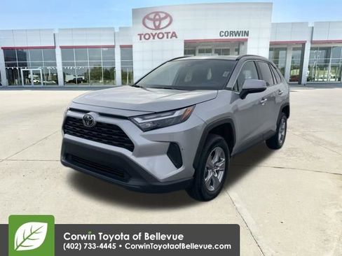 Used 2025 Toyota RAV4 XLE image 7