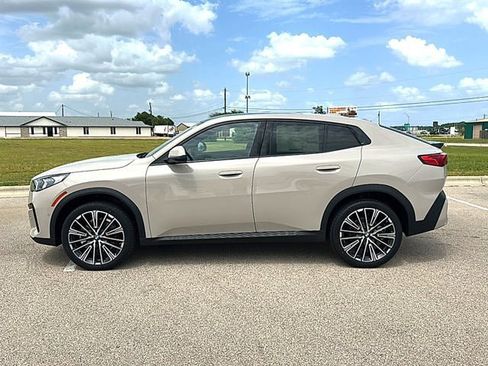New 2026 BMW X2 xDrive28i w/ Technology Package AWD/4WD image 34