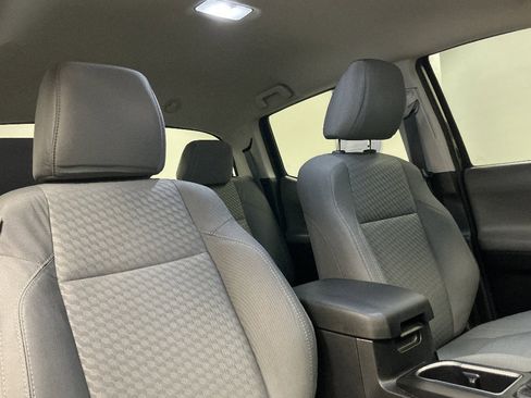 Used 2021 Toyota Tacoma SR AWD/4WD image 36