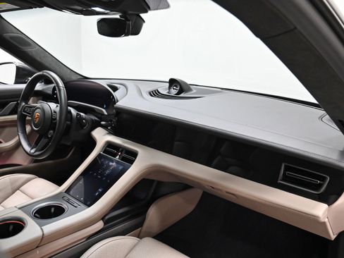 Used 2021 Porsche Taycan Turbo S image 37