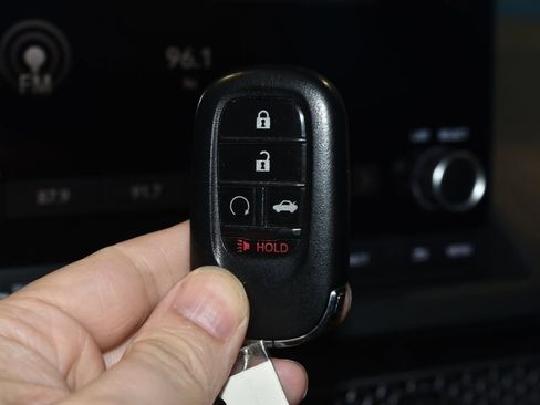 Used 2023 Honda Civic Sport image 19