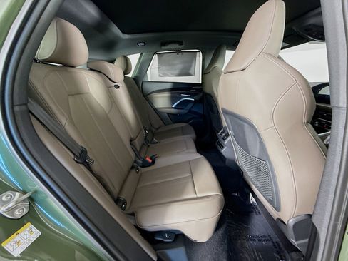 New 2025 Audi Q5 Prestige image 28