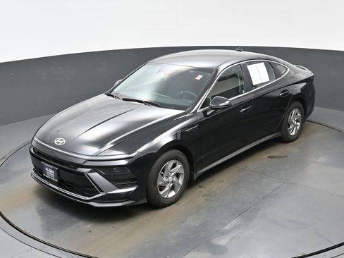 Used 2025 Hyundai Sonata SE image 32
