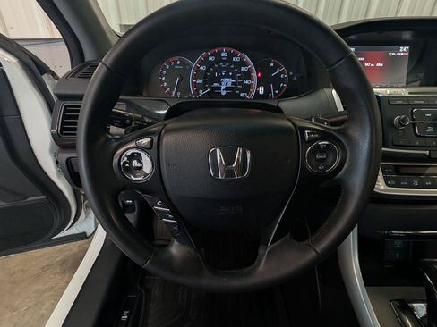 Used 2013 Honda Accord Sport image 21