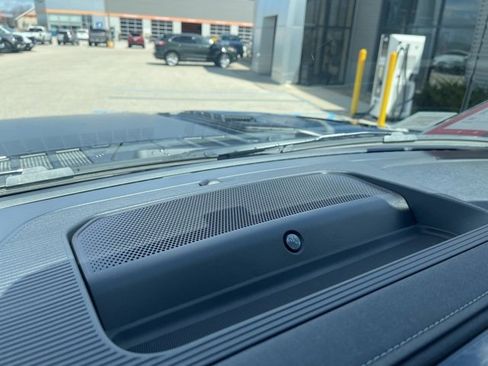 New 2025 Ford F150 Lariat w/ Equipment Group 502A High image 58