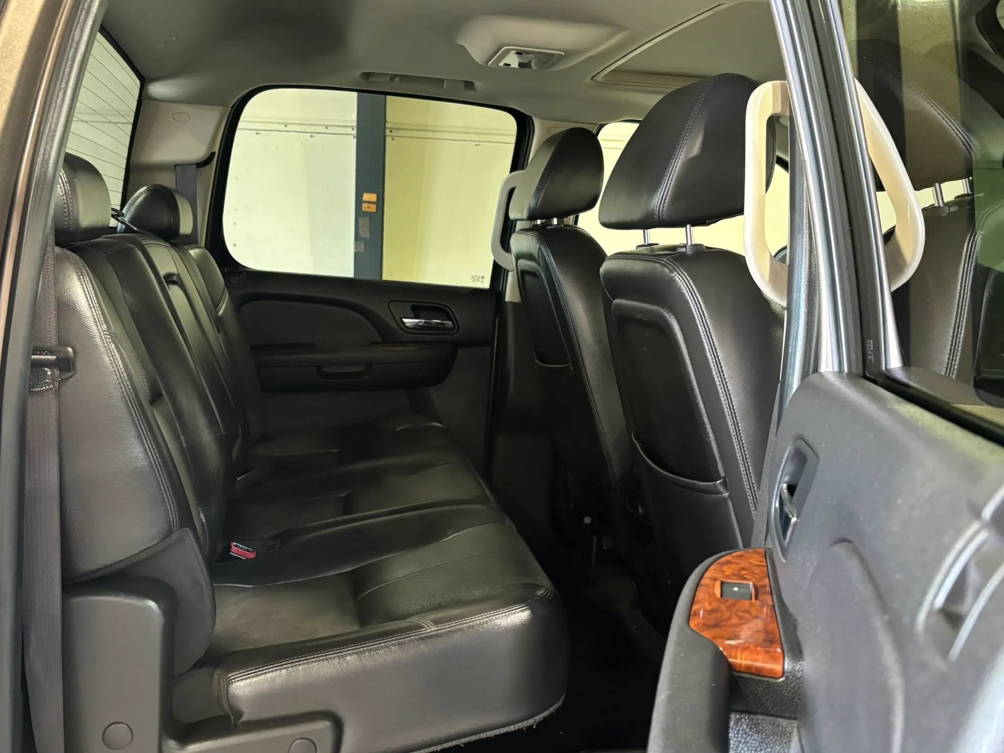 Used 2008 Chevrolet Silverado 2500 LTZ w/ Safety Package AWD/4WD image 11