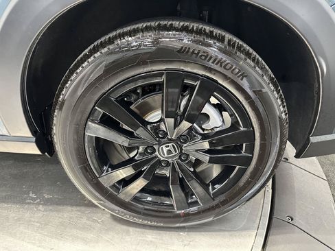 Certified 2026 Honda HR-V Sport image 9