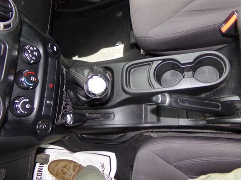 Used 2014 Jeep Wrangler Sport w/ Quick Order Package 23S AWD/4WD image 55