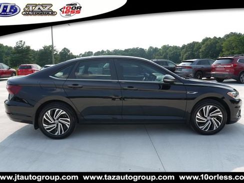 Used 2021 Volkswagen Jetta SEL Premium FWD image 8