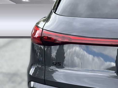 New 2025 Audi Q5 Premium Plus image 13