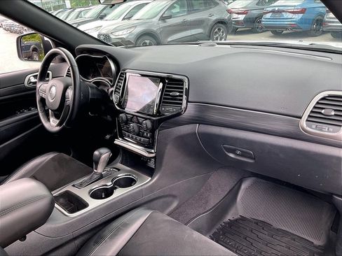 Used 2021 Jeep Grand Cherokee Laredo X AWD/4WD image 13