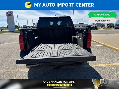 Used 2026 Toyota Tacoma SR5 AWD/4WD image 26