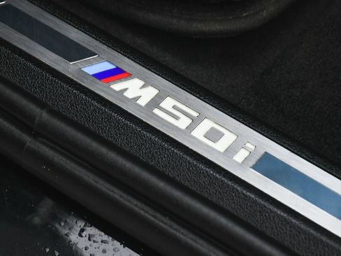 Used 2021 BMW X7 M50i w/ Dynamic Handling Package AWD/4WD image 12