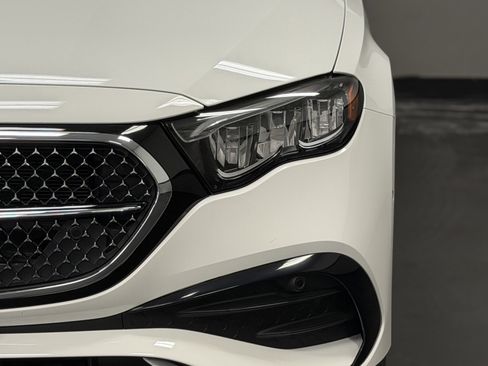 Used 2025 Mercedes-Benz E 350 Sedan image 8