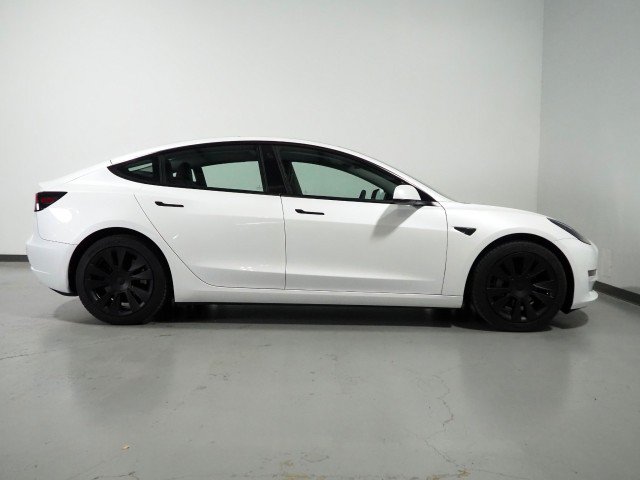 Used 2023 Tesla Model 3 RWD image 6
