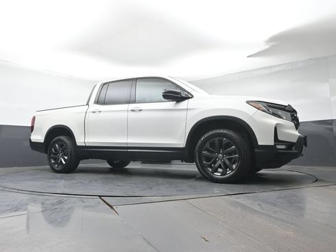 Used 2025 Honda Ridgeline Sport image 33