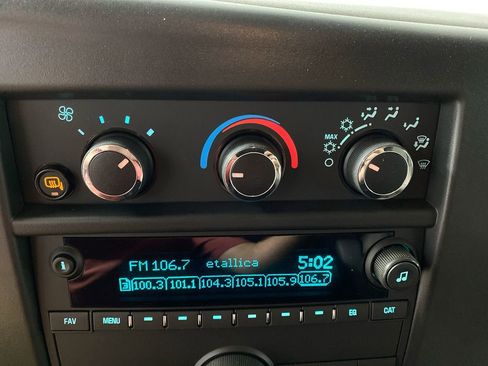 New 2025 GMC Savana 3500 Extended w/ Driver Convenience Package image 18