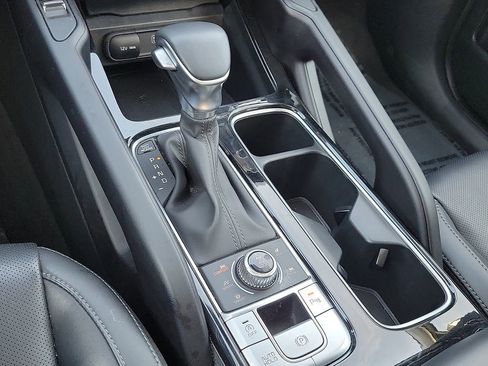 Used 2025 Kia Telluride S AWD/4WD image 18