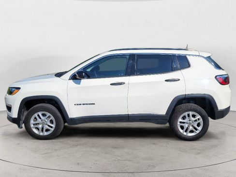 Used 2021 Jeep Compass Sport AWD/4WD image 5