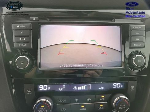 Used 2020 Nissan Rogue SV image 36