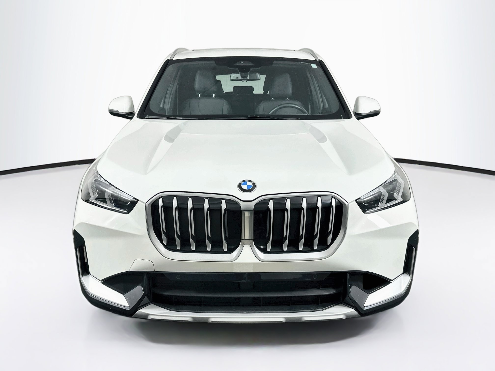 Used 2026 BMW X1 xDrive28i AWD/4WD image 2