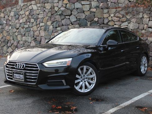 Used 2018 Audi A5 2.0T Premium image 2