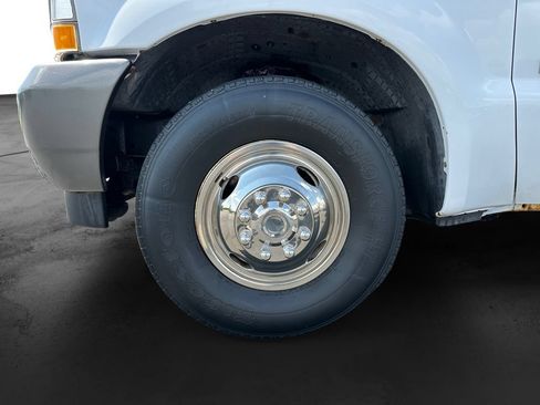 Used 2003 Ford F350 XL RWD image 11