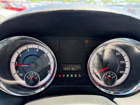 Used 2015 Dodge Grand Caravan SXT FWD image 16
