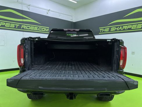 Used 2022 GMC Sierra 1500 AT4 w/ AT4 Premium Package AWD/4WD image 9