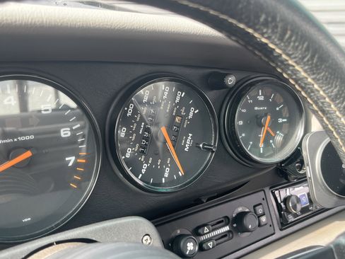 Used 1992 Porsche 911 Carrera image 23