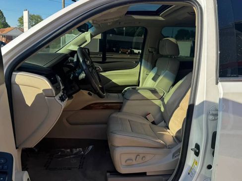 Used 2016 GMC Yukon Denali w/ Open Road Package AWD/4WD image 12