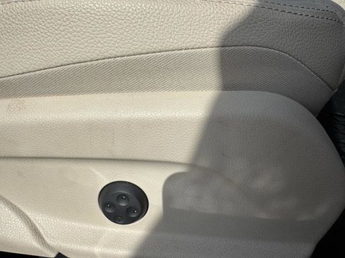 Used 2017 Mercedes-Benz GLC 300 image 31