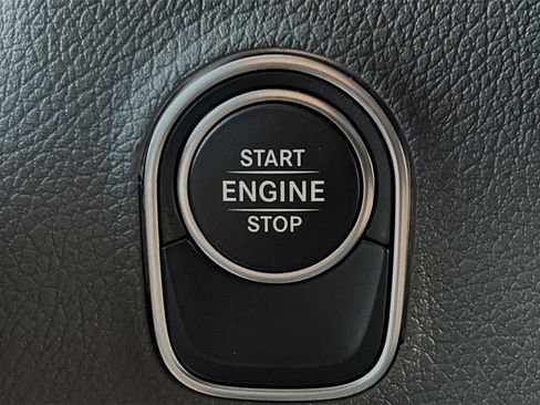 Used 2024 Mercedes-Benz Sprinter 144 Cargo image 22