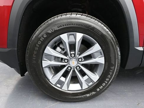 New 2026 Chevrolet Equinox LT FWD image 17