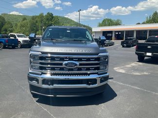 New 2026 Ford F250 Lariat w/ Chrome Package AWD/4WD video 2
