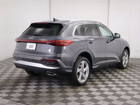 Used 2025 Audi Q5 Premium Plus w/ Premium Plus image 6