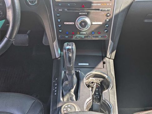 Used 2016 Ford Explorer Sport w/ Equipment Group 401A AWD/4WD image 19