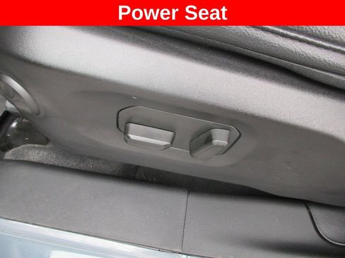 Used 2025 Jeep Gladiator Sport AWD/4WD image 23