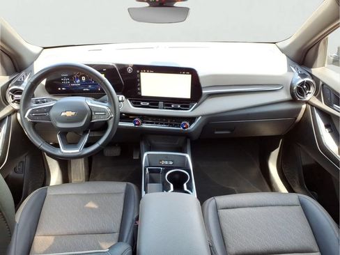 Certified 2025 Chevrolet Equinox LT w/ Convenience Package II FWD image 22