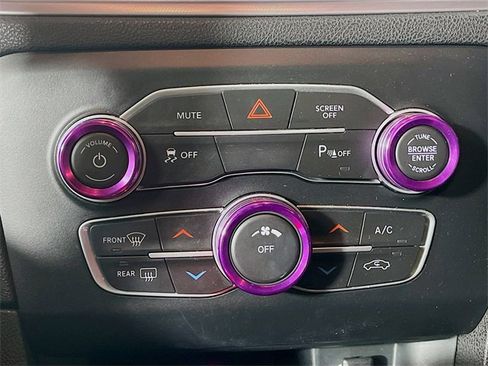 Used 2023 Dodge Charger SXT image 16