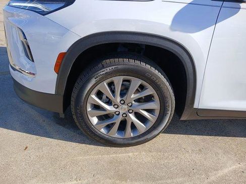 New 2026 Buick Enclave Preferred w/ Power Package image 4