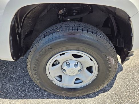 Used 2022 Toyota Tacoma SR RWD image 18