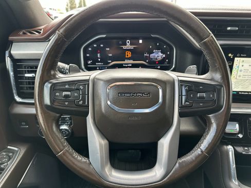 Used 2022 GMC Sierra 1500 Denali w/ Denali Reserve Package AWD/4WD image 27