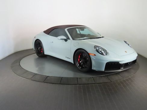 Certified 2025 Porsche 911 Carrera 4 GTS AWD/4WD image 9