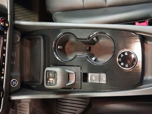 Used 2023 Nissan Rogue SV w/ SV Premium B Package AWD/4WD image 29