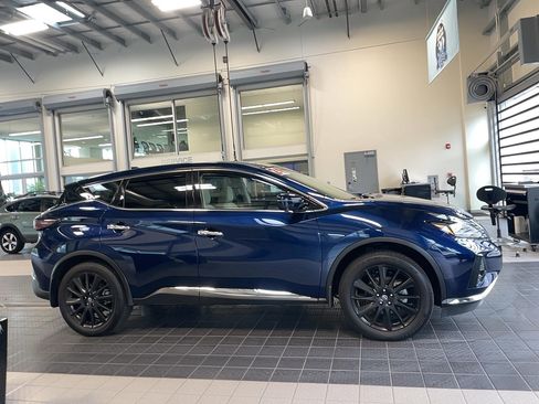 Used 2024 Nissan Murano SL AWD/4WD image 4