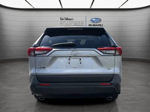 Used 2019 Toyota RAV4 XLE Premium w/ Cold Weather Package AWD/4WD image 6
