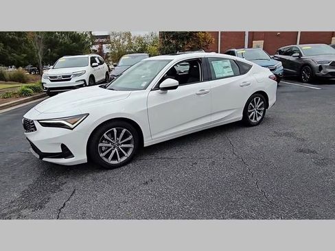 New 2026 Acura Integra FWD image 32