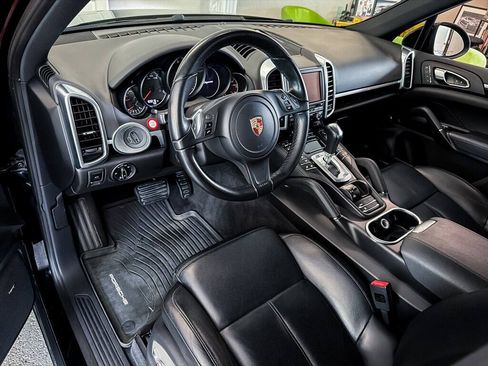 Used 2014 Porsche Cayenne Diesel AWD/4WD image 16